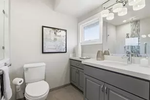 Peachtree Ct, Mountain View, CA 94040 - Photo 29