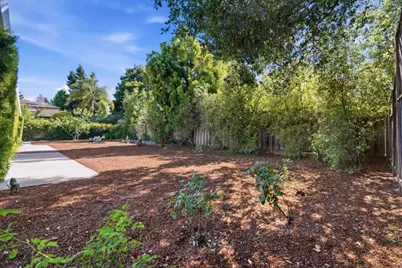 236 Cherry Ave, Los Altos, CA 94022 - Photo 23