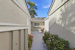 1131 Holly Oak Cir, San Jose, CA 95120 - Photo 3