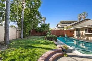 3276 Cheshire Dr, San Jose, CA 95118 - Photo 13