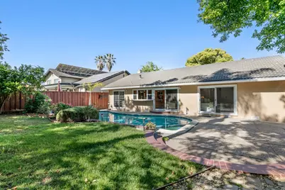 3276 Cheshire Dr, San Jose, CA 95118 - Photo 19