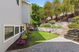 2404 Melendy Dr, San Carlos, CA 94070 - Photo 21