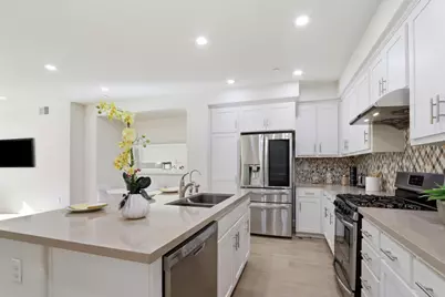 38982 Primula Ter, Newark, CA 94560 - Photo 7