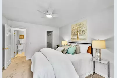 1033 Shell Blvd 7, Foster City, CA 94404 - Photo 25