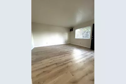 88 W 9th St, Gilroy, CA 95020 - Photo 17