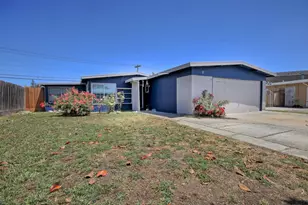 117 Magnolia Dr, Salinas, CA 93905 - Photo 1