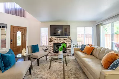 327 La Vela Ct, Morgan Hill, CA 95037 - Photo 7