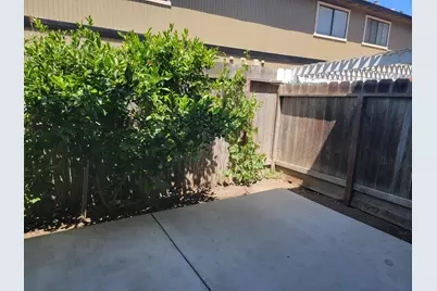 801 Nash Rd A9, Hollister, CA 95023 - Photo 9
