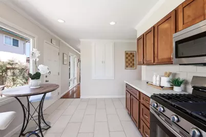 2541 Cottonwood Dr, San Bruno, CA 94066 - Photo 17
