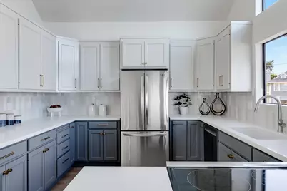 1212 W Cliff Dr, Santa Cruz, CA 95060 - Photo 29