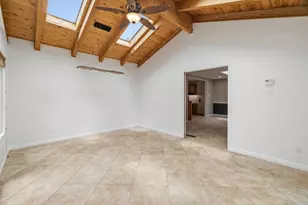 739 Bellarmine Dr, Salinas, CA 93901 - Photo 23