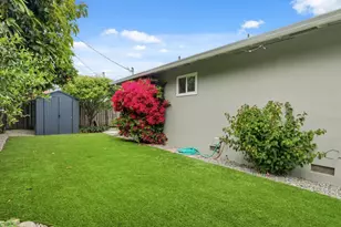 739 Bellarmine Dr, Salinas, CA 93901 - Photo 37