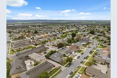 739 Bellarmine Dr, Salinas, CA 93901 - Photo 77