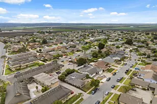 739 Bellarmine Dr, Salinas, CA 93901 - Photo 77