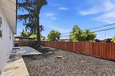 321 McCovey Ln, San Jose, CA 95127 - Photo 17