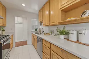 1403 Kavanaugh Dr, East Palo Alto, CA 94303 - Photo 11
