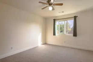 21123 Valle San Juan Dr, Salinas, CA 93907 - Photo 23
