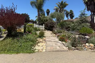 21123 Valle San Juan Dr, Salinas, CA 93907 - Photo 3