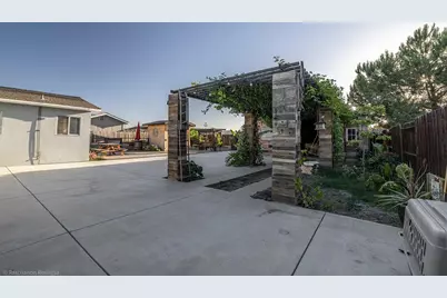 750 El Camino Paraiso, Hollister, CA 95023 - Photo 23