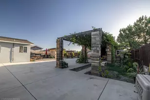 750 El Camino Paraiso, Hollister, CA 95023 - Photo 23