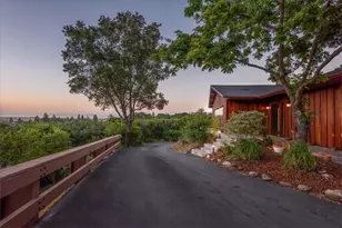 365 Alamos Rd, Portola Valley, CA 94028 - Photo 43
