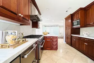 18874 Mt Cimarron St, Fountain Valley, CA 92708 - Photo 15