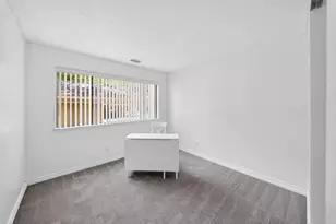 5699 Makati Cir A, San Jose, CA 95123 - Photo 13