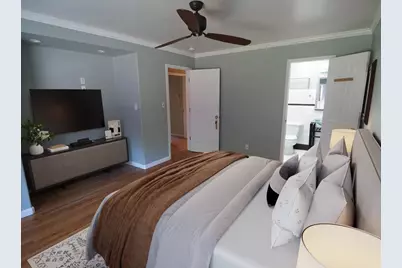 5056 Capistrano Ave, San Jose, CA 95129 - Photo 9