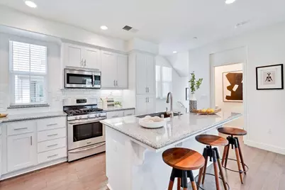 4563 Huntington Ln, San Jose, CA 95136 - Photo 13