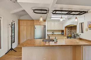 21550 Locust Dr, Los Gatos, CA 95033 - Photo 7
