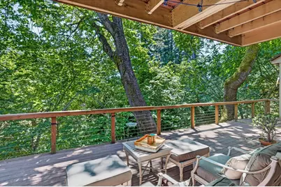 21550 Locust Dr, Los Gatos, CA 95033 - Photo 25
