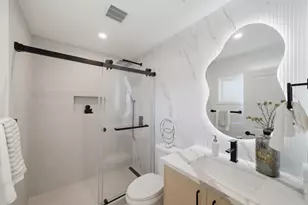 1355 Buchanan Dr, Santa Clara, CA 95051 - Photo 21