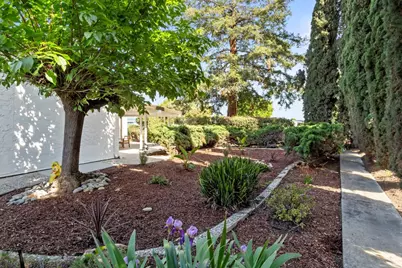 4221 Meg Dr, San Jose, CA 95123 - Photo 29