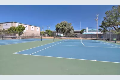 702 Fiesta Dr, San Mateo, CA 94403 - Photo 55