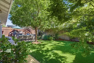 702 Fiesta Dr, San Mateo, CA 94403 - Photo 49