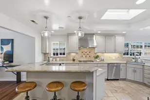 702 Fiesta Dr, San Mateo, CA 94403 - Photo 23