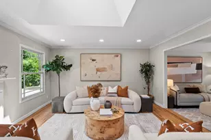 723 Gilbert Ave, Menlo Park, CA 94025 - Photo 9