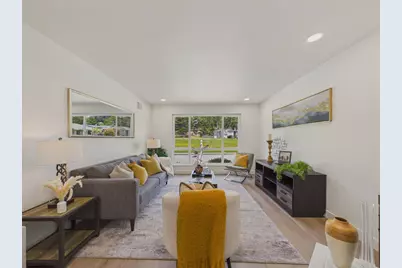 5077 Palmetto Ave, Pacifica, CA 94044 - Photo 3