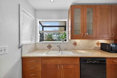 251 La Mesa Dr, Salinas, CA 93901 - Photo 7