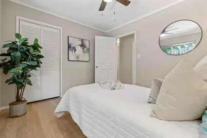 15040 Garcal Dr, San Jose, CA 95127 - Photo 17