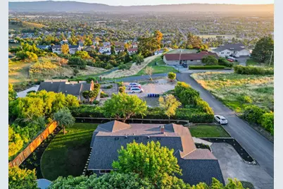 15040 Garcal Dr, San Jose, CA 95127 - Photo 43