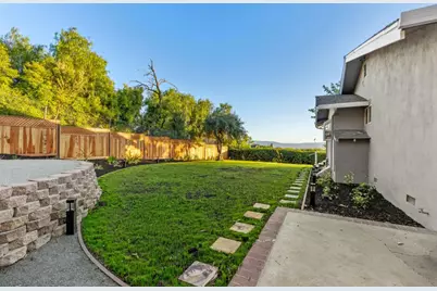 15040 Garcal Dr, San Jose, CA 95127 - Photo 33
