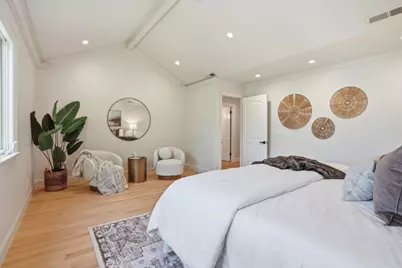 208 Stanford Ave, Menlo Park, CA 94025 - Photo 7