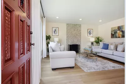 1071 Sunnyside Dr, South San Francisco, CA 94080 - Photo 3