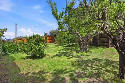 1071 Sunnyside Dr, South San Francisco, CA 94080 - Photo 23