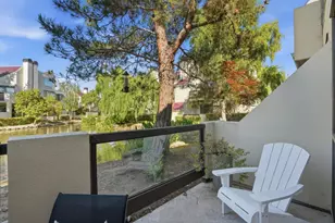 126 Shorebird Cir, Redwood City, CA 94065 - Photo 11