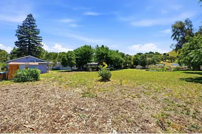 315 Clarke Ln, Morgan Hill, CA 95037 - Photo 45