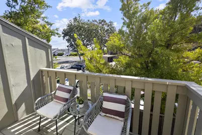 1105 Sprague Ln, Foster City, CA 94404 - Photo 27