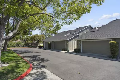 1105 Sprague Ln, Foster City, CA 94404 - Photo 43