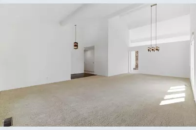 1392 Bel Aire Rd, San Mateo, CA 94402 - Photo 5